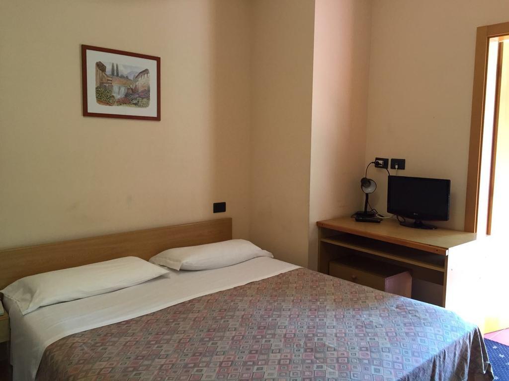 Hotel Rubino Nago Екстериор снимка