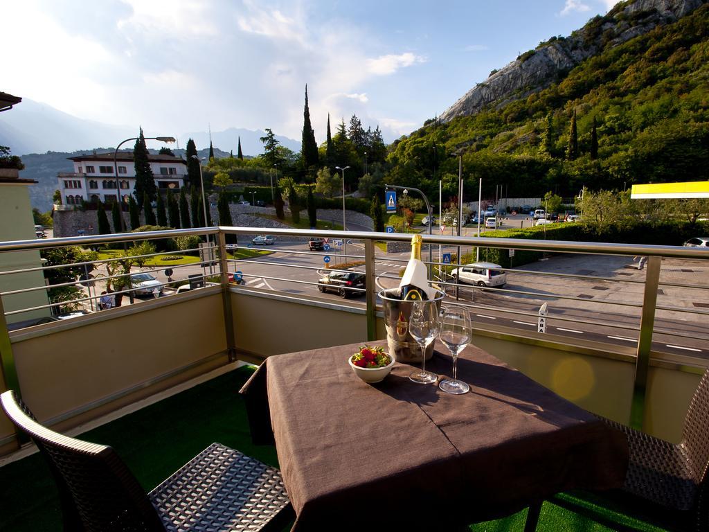 Hotel Rubino Nago Екстериор снимка